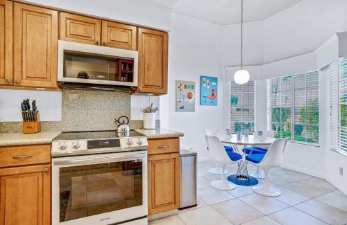 Palm Desert Apartment | Desert Oasis: Immaculate Palm Desert Getaway with Pool