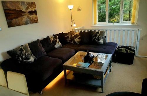 Tirabad Apartment | Family-Friendly 2 Bedroom UpsideDown Annexe with High Rating
