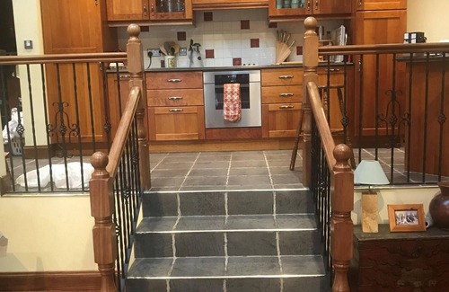 Whitegate House | Unique Lake House Retreat - Guest Rated 9.8, Pet Friendly