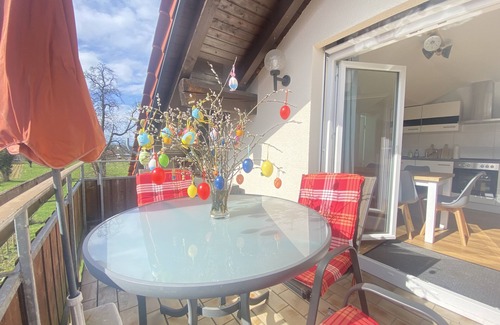 Motzach Apartment | Inviting Apartment with Balcony Near Island - 9.8/10 Rating