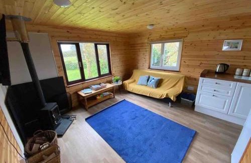 Helston House | Pet-Friendly Escape at Puffin Lodge: Ideal Cornish Retreat