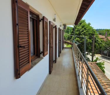 Gomati Apartment | Idyllic Escape Apartment