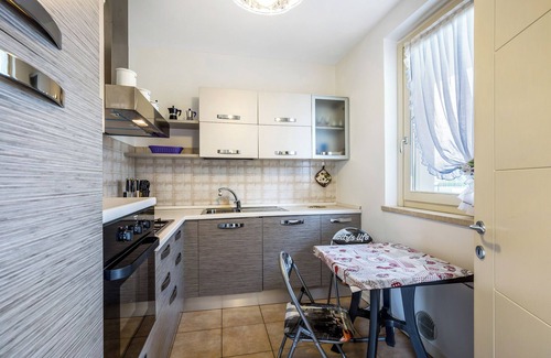 Solarolo Apartment | Relaxing Holiday Apartment with Ocean View and Terrace