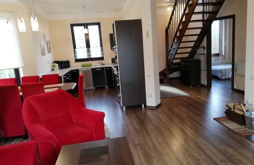 gmina Bedzino House | Family-Friendly Retreat by Lake Jamnosee with Pet Amenities