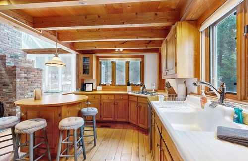 Wilmington House | Serene Lodge with Fire Pit & Scenic Views Near Skiing