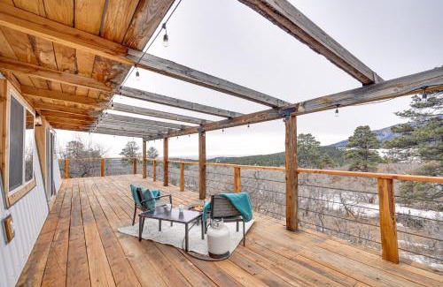 Beulah House | Scenic Rye Cabin with Deck and Mountain Views Awaits!