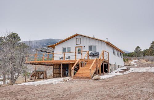 Beulah House | Scenic Rye Cabin with Deck and Mountain Views Awaits!