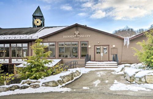 Hidden Valley Apartment | Pet-Friendly Somerset Condo for Skiing, Hiking & Relaxation