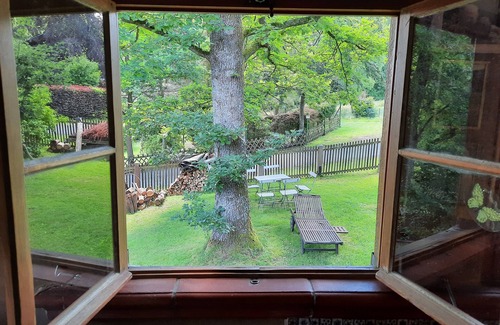 Lauterbach House | Idyllic Summer House: Guest Rated 10/10 with Pool & Spa