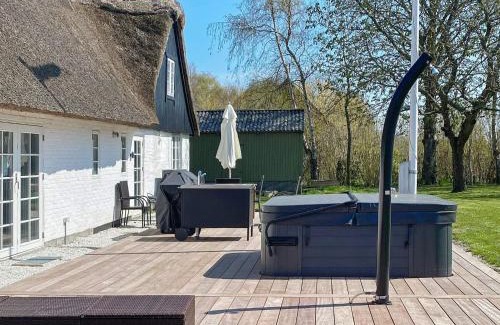 Gedesby House | Ideal Family Holiday Home for 6 in Gedser with Pet Friendly