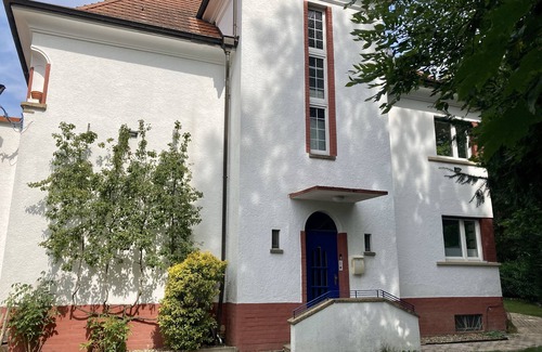 Bad Mingolsheim Apartment | Relaxing Apartment with Spa Views Near Scenic Gardens