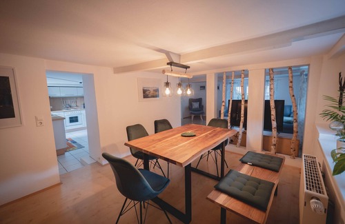 Elzach House | Idyllic Yach Vacation Home with Pool and Ocean View