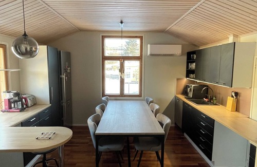 Vaasa Apartment | Idyllic wooden house apartment in the center Vaasa