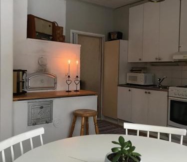 Kankaanpaa Apartment | Experience Idyllinen Kaksio: Family-Friendly Getaway