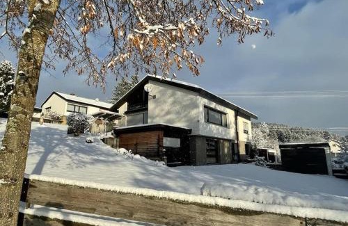Bronnen Villa | Idyllische Villa mit Sauna auf der Alb