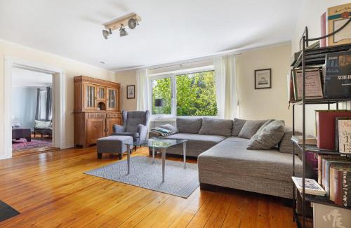 Amt Neuhaus Apartment | Scenic Farmhouse Retreat by the Lake for Families & Pets
