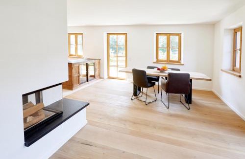 Kreuth House | Idyllisches Ferienhaus in Kreuth am Tegernsee, ruhig & mit Bergblick
