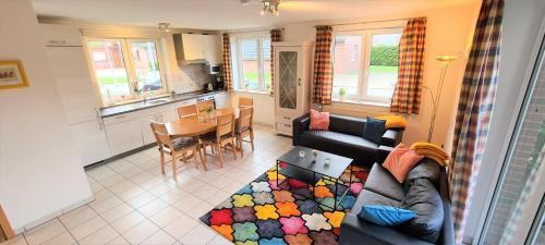 Papenburg House | Charming Retreat Near Badesee & MEYER WERFT Papenburg