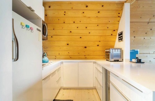 Pine Cove Cabin | Pet-Friendly A-Frame with Hot Tub & Nature Views