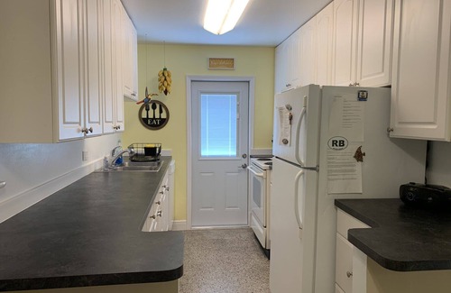 Riviera Beach House | Ideal Oceanfront Escape at the Boat House Awaits You!