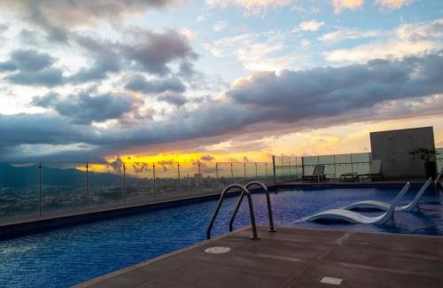 Curridabat Apartment | iFreses Lofts: Eco-Friendly with Pool & City Views