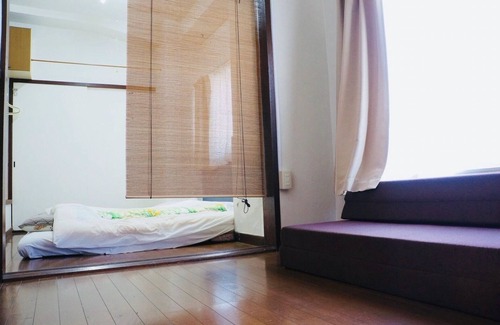Usami House | Budget-Friendly City Stay at IG2 1F with Kitchen Access