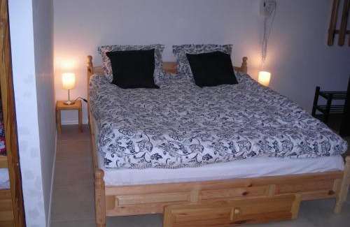 Borovets Apartment | Family-Friendly Iglika 2 - Studio Cabin with High Guest Ratings