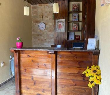Kvartal Noviya Grad House | Family-Friendly Iglika Bansko with Hot Tub & 9/10 Rating
