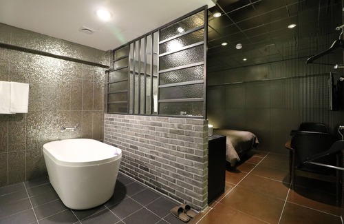 Yangsan Hotel | Budget-Friendly Ignis Hotel with Family Amenities and Dining