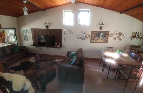 Foz do Iguacu Cabin | Discover Iguassu Guest Country House with Pool & Breakfast