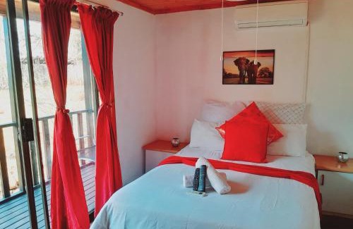 Elgin Cabin | Discover Family-Friendly Comfort at Igula Lodge