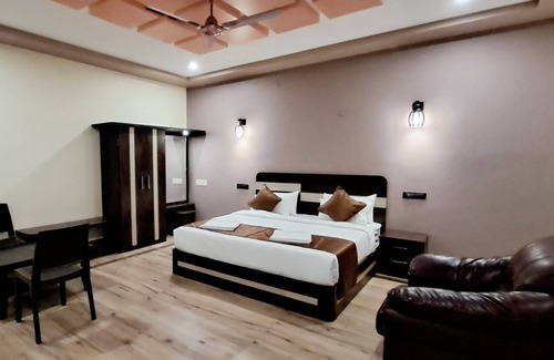 Yercaud Hotel | iHotels Yercaud