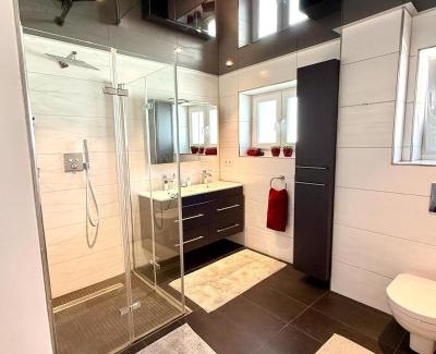 Hanhofen Apartment | Ihre Pfalz-Auszeit, neu mit Stil, Balkon und Traumgarten