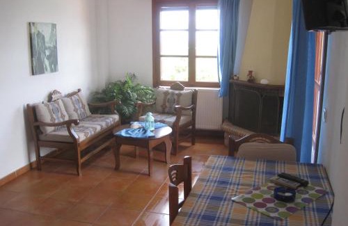 Kampos Apartment | Oceanfront Comfort at Ikaria Utopia - Cusco Studios