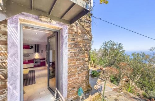 Ikaria Villa | Experience Ikaria View Resort & Villa with Pool - 10/10 Rated