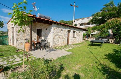 Fourka House | Oceanfront Ikarion Village Home in Fourka, Halkidiki