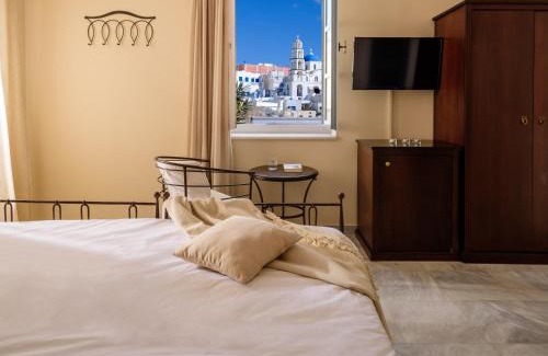 Pyrgos Hotel | Oceanfront Ikio Concept Santorini with 9.3/10 Guest Rating