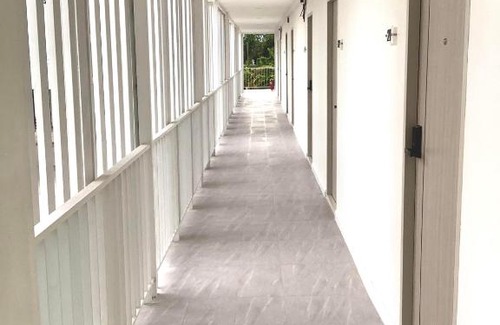 Ang Thong Hotel | Family-Friendly IKKYU2 Angthong: Rated 8.3/10 by Guests