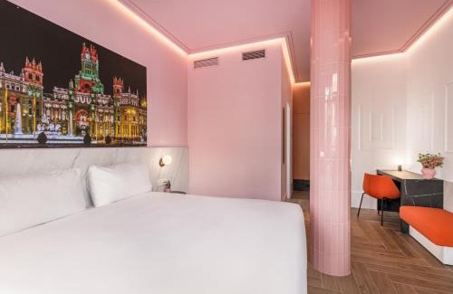 Centro Hotel | Discover Ikonik Gran Vía: 4-Star Family-Friendly Retreat
