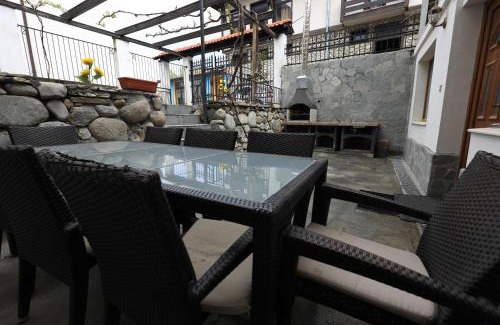 Kvartal Noviya Grad House | Family-Friendly Stay at Ikonomov House - Rated 9.7/10!