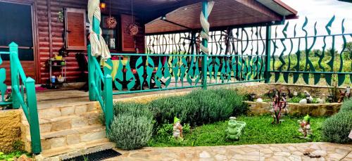 Katerini House | Cozy Ikos Olympus: Family-Friendly Cabin Steps from the Beach