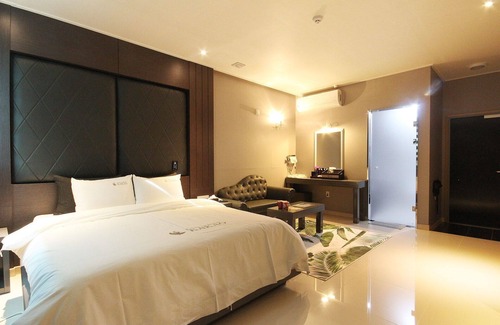 Iksan Hotel | Eco-Friendly Iksan Kakao Self Check-in Motel with Breakfast