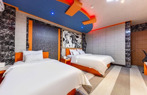 Songman Hotel | Eco-Friendly Iksan Soo: Family-Friendly with Hot Tub