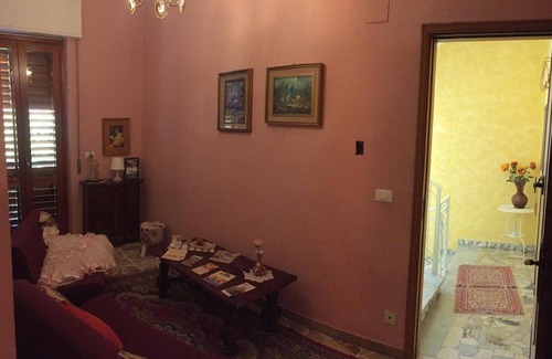 Viagrande Bed & Breakfast | Il B&B Maison Graziella