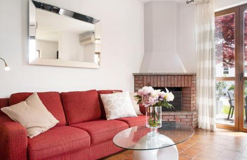 Maccagno Apartment | Ocean View Retreat at Il Bacio del Sole - 4 Star Excellence