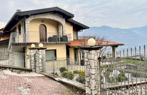 Lovere Apartment | Experience Il Bacio del Sole: 4-Star Oceanfront Retreat