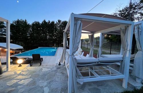 Calliano Bed & Breakfast | Delightful Il BASÍN: Oceanfront Oasis with Spa & Pool