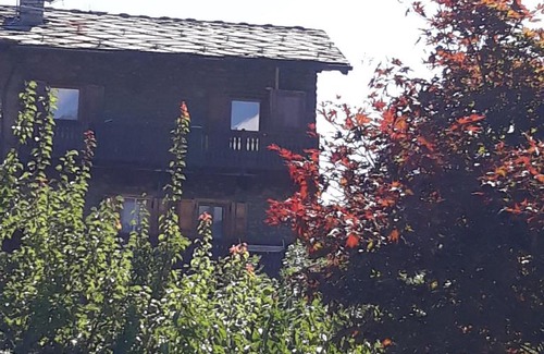 Cillian House | Oceanfront Retreat at il Battito with Hot Tub & Pet-Friendly