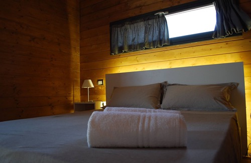 Corleone House | Experience Il Bevaio di Corleone: Pool, Spa & Family Fun