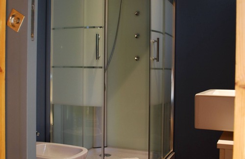 Corleone House | Experience Il Bevaio di Corleone: Pool, Spa & Family Fun
